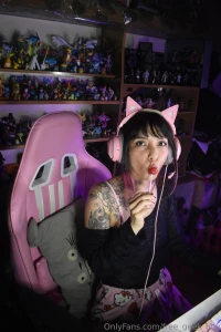 Look how i cum on the little bitch katss_kawaii miren como deje llena