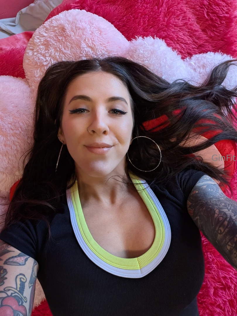 Throw me down on the bed and thennnnnn 