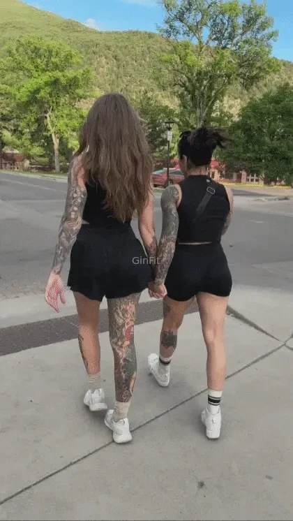 Just a couple of besties 