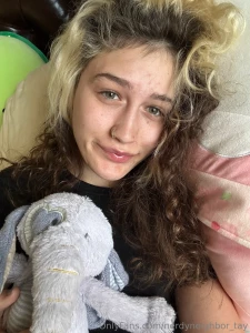 Cutsie cute girl morning