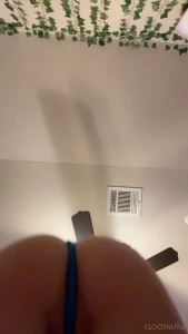 Can i sit on your face amp give you a titty flash
