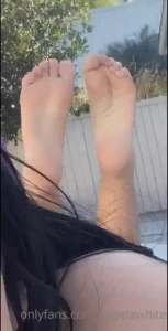Teasing you with my toes my foot slaves are spoilt brats