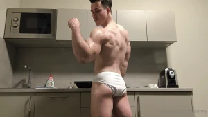 The spicy kitchen flexxx 10 minute version is on his vip profile