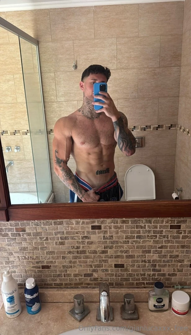 If you subscribe to my vip profile i will send you a free video 