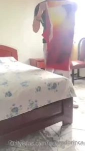 Tenia que rogarle al novio de mi amigo que no le dijera nada que lo