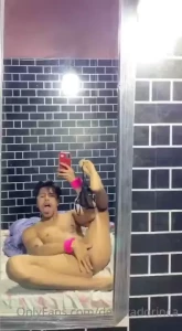 Vamos a quitarme el hilo y dame una buena follada papi let s remove