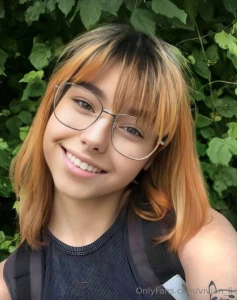 Beatrixmay just turned 18 and her page is already filled with part 340