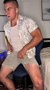 Jerking off to some porn as always