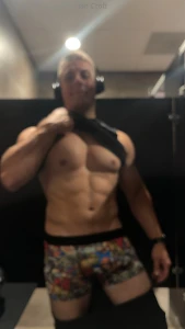 I brought my nerd underwear to the gym today i m also growing out my part 1