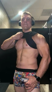 I brought my nerd underwear to the gym today i m also growing out my part 2