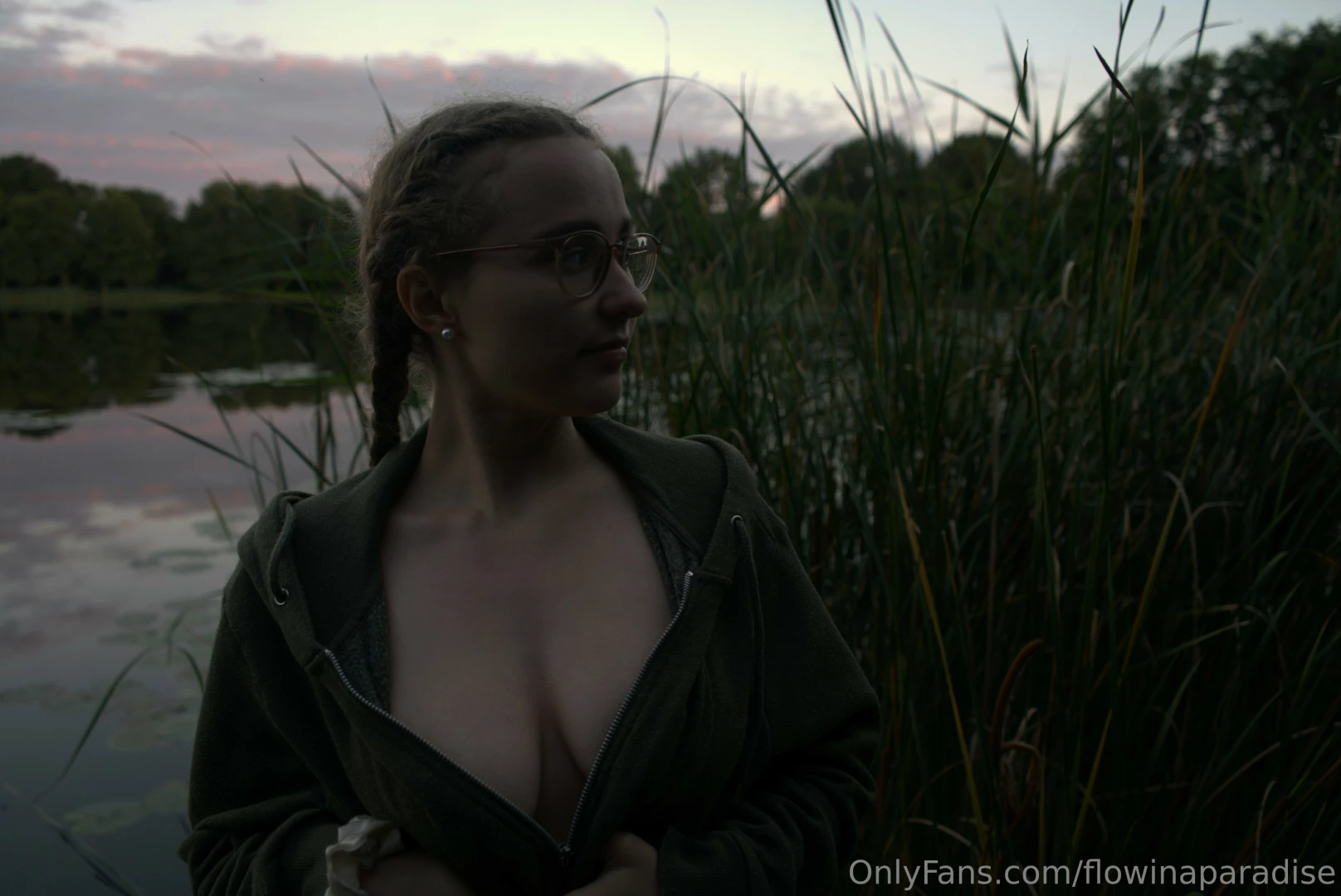 No clothes under my jacket 