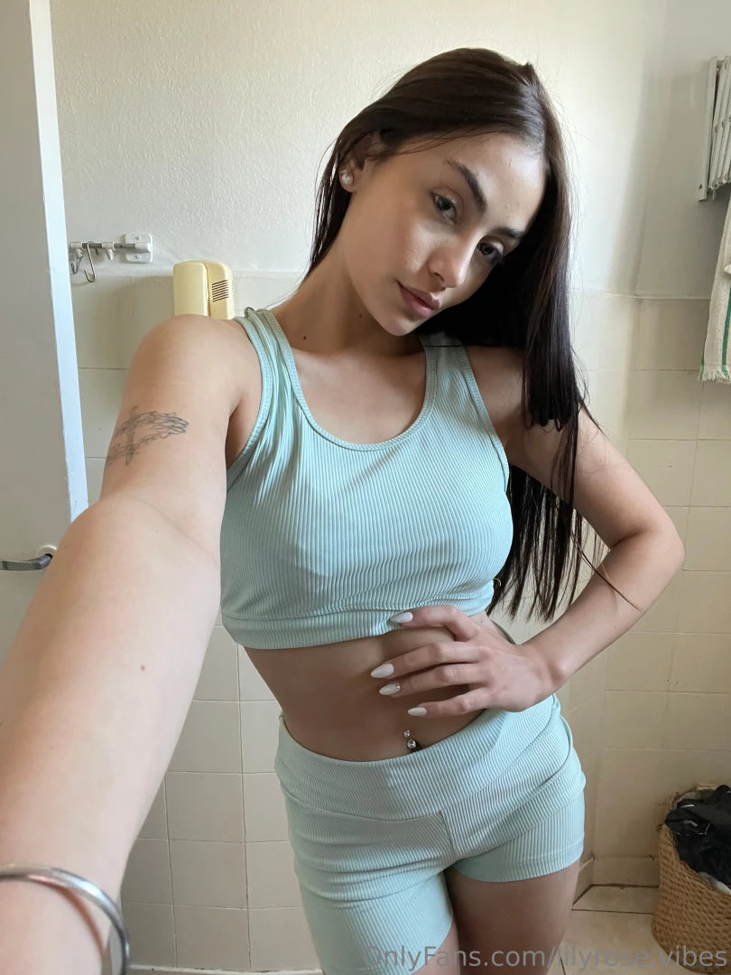 Lily Rose