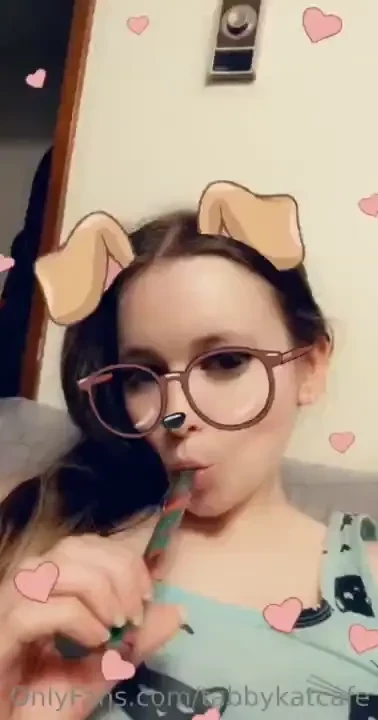 Suckin on a lolli stick being cute 