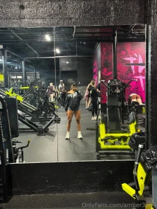 Getting my last gym session in before the new year want to help me
