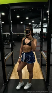 Okay how cute is my outfit