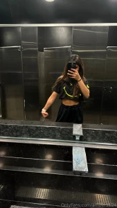 Came for the selfie stayed for the outfit check