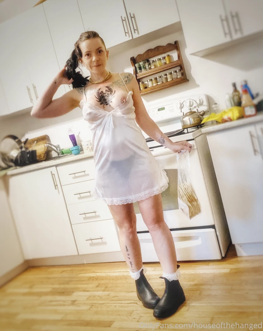 Just making dinner when i has a wardrobe malfunction 