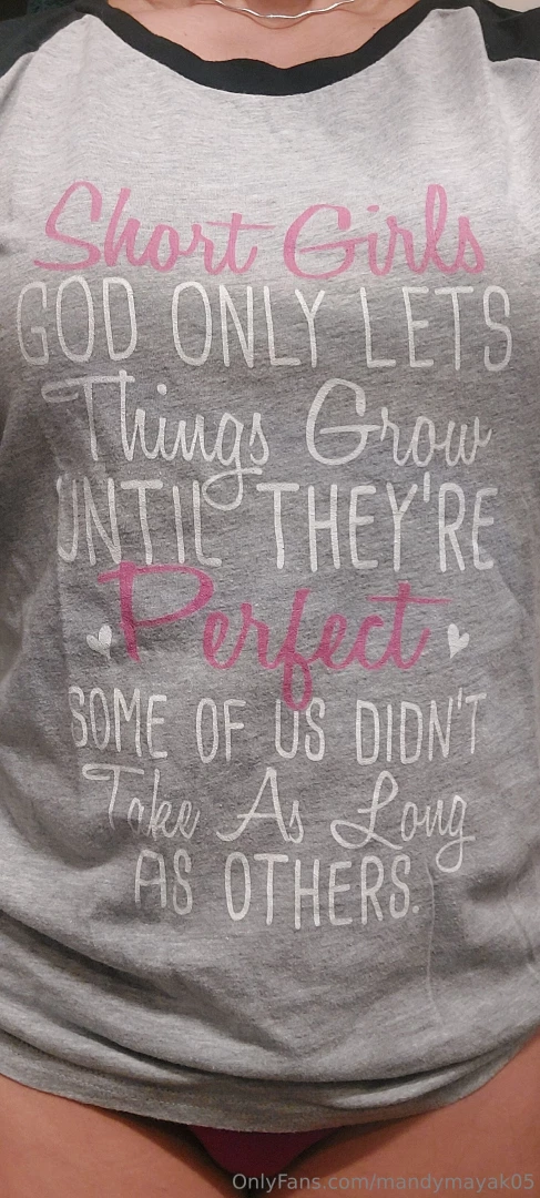 Who loves short girls 