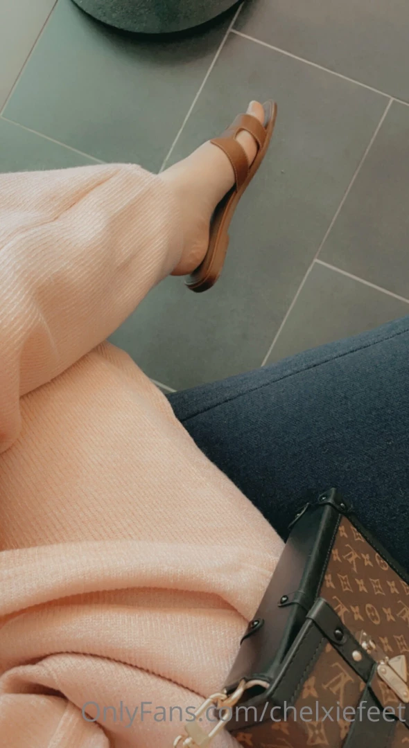 Soin des pieds cette apr s midi merci mark 