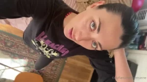 A workout does wonders for my body and mind i think it does wonders