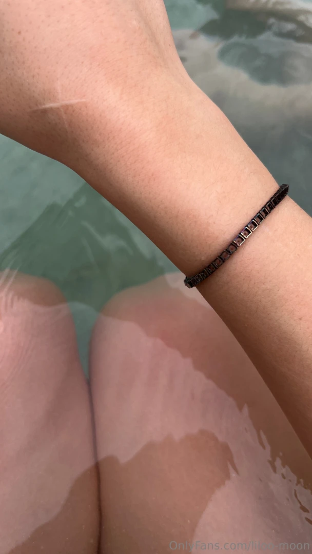 This beautiful place is a natural thermal springs it was my first time 