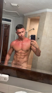 I m waiting for you to suck me off in the shower