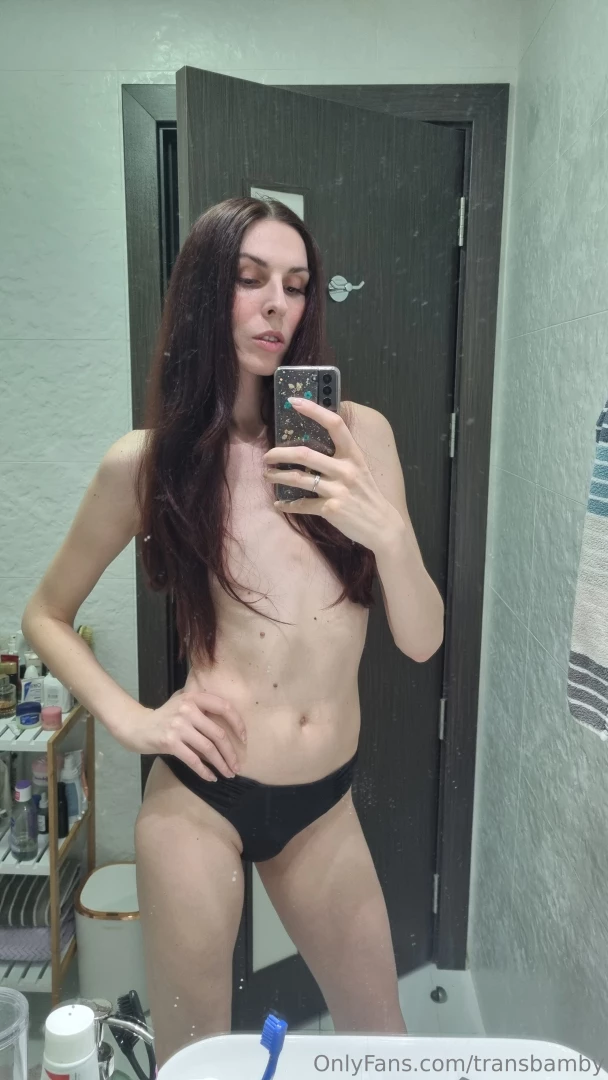 Today my dear sexy friends you deserve 2 photos part 1 