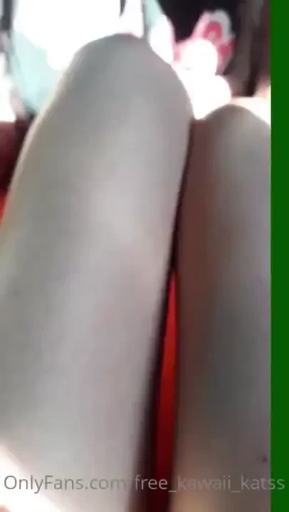 Hey babe do you like my legs watch my porn videos in katss_kawaii 