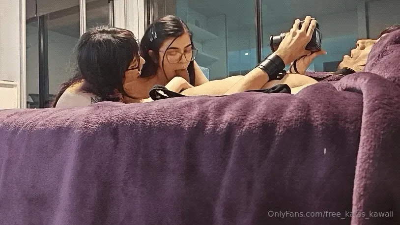 Double blowjob with my friend frambuesamiko to my husband 