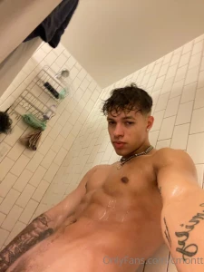 Horny as shit keep up with me today