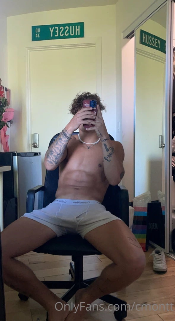 Wanna know the big secret hiding behind my boxer briefs 