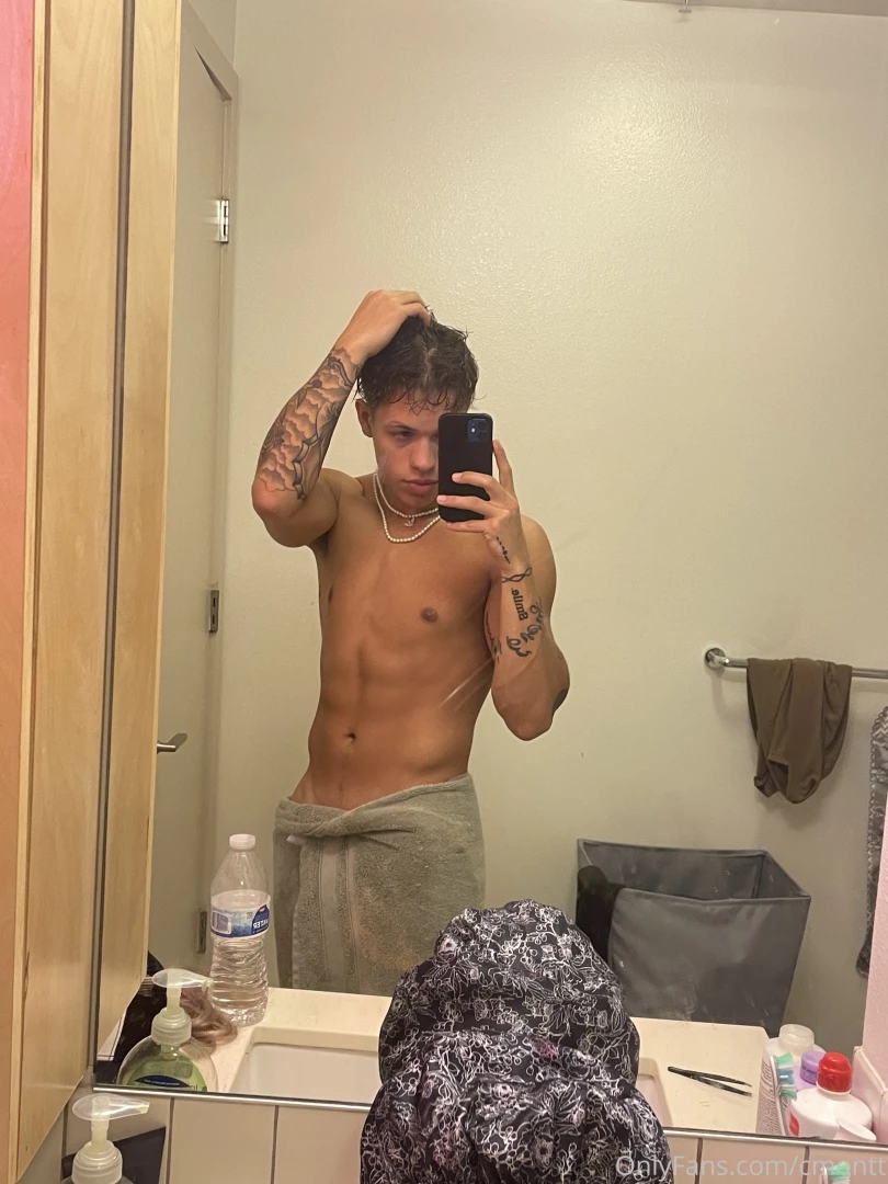 Anyone wanna take a long shower with me part 1 