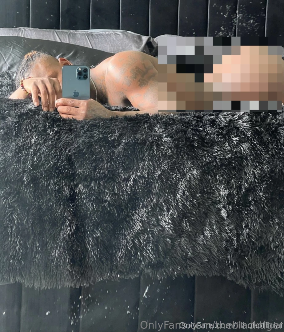 Dm me if you tryna see the rest 