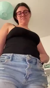 Mami se pinto las u as nuevo video de sexo de 10 minutos con mi