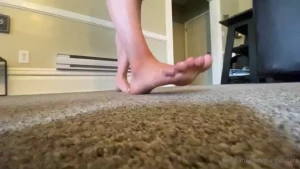 Stomp stomp stomp here i cum