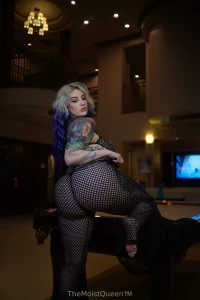 And more for you in this beautiful outfit part 3