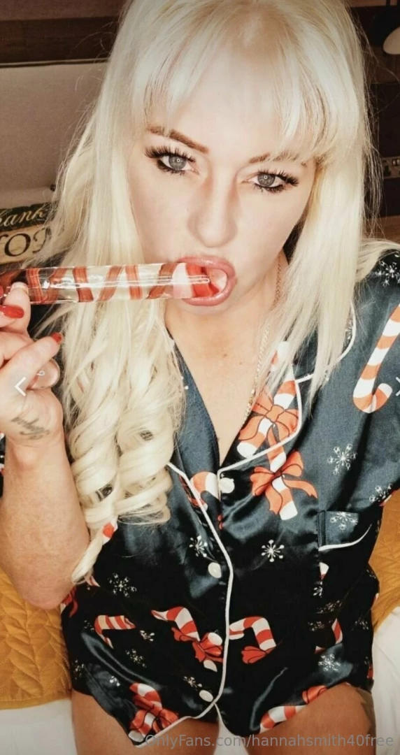 1st december gift month check everywhere dms wall v i p 