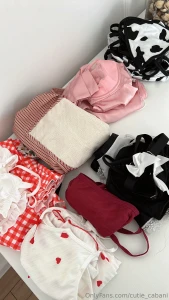 When summer comes i love clearing out my wardrobe and keeping only my part 1