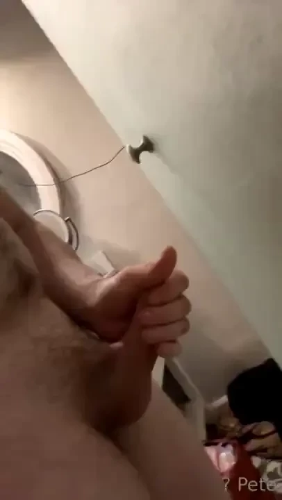 Cumshott alll over my bathroom 