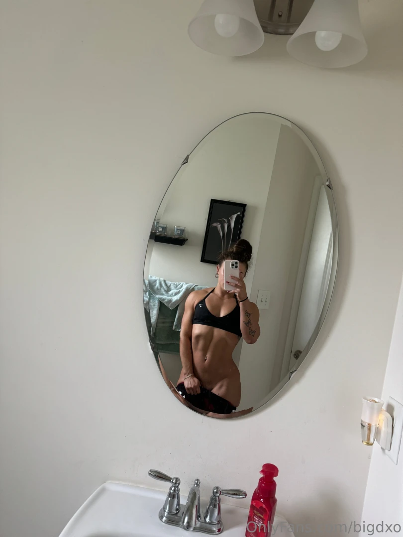 Custom content so hot you ll be begging for more dm me now 