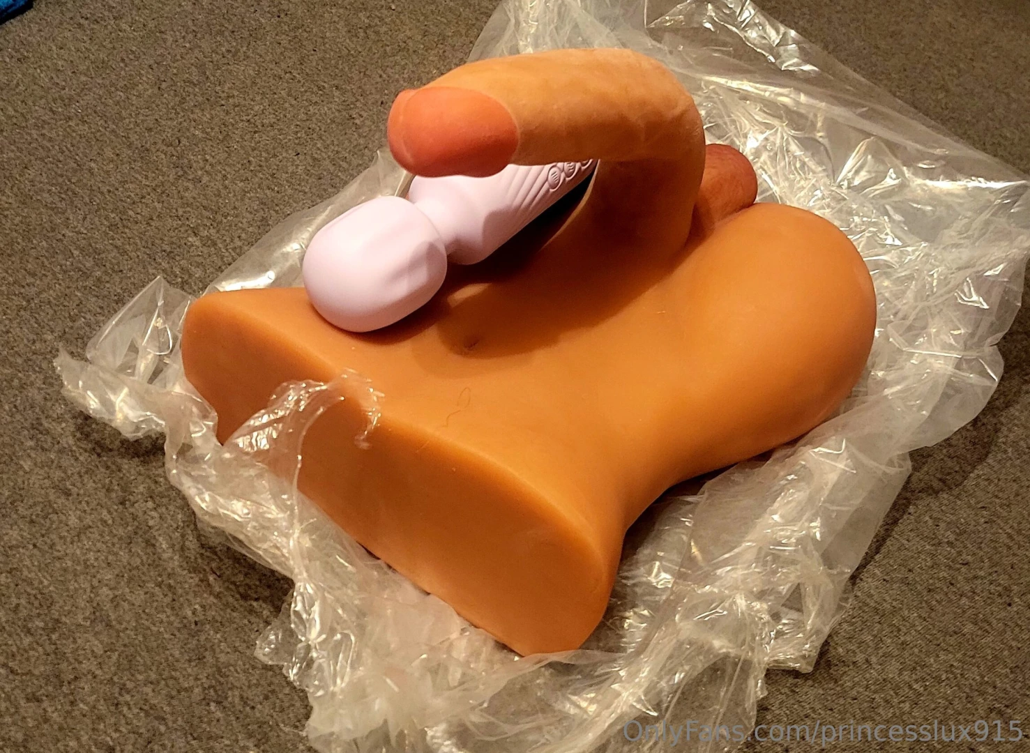 A gift sent by a friend and subscriber wand as reference who thinks i part 1 