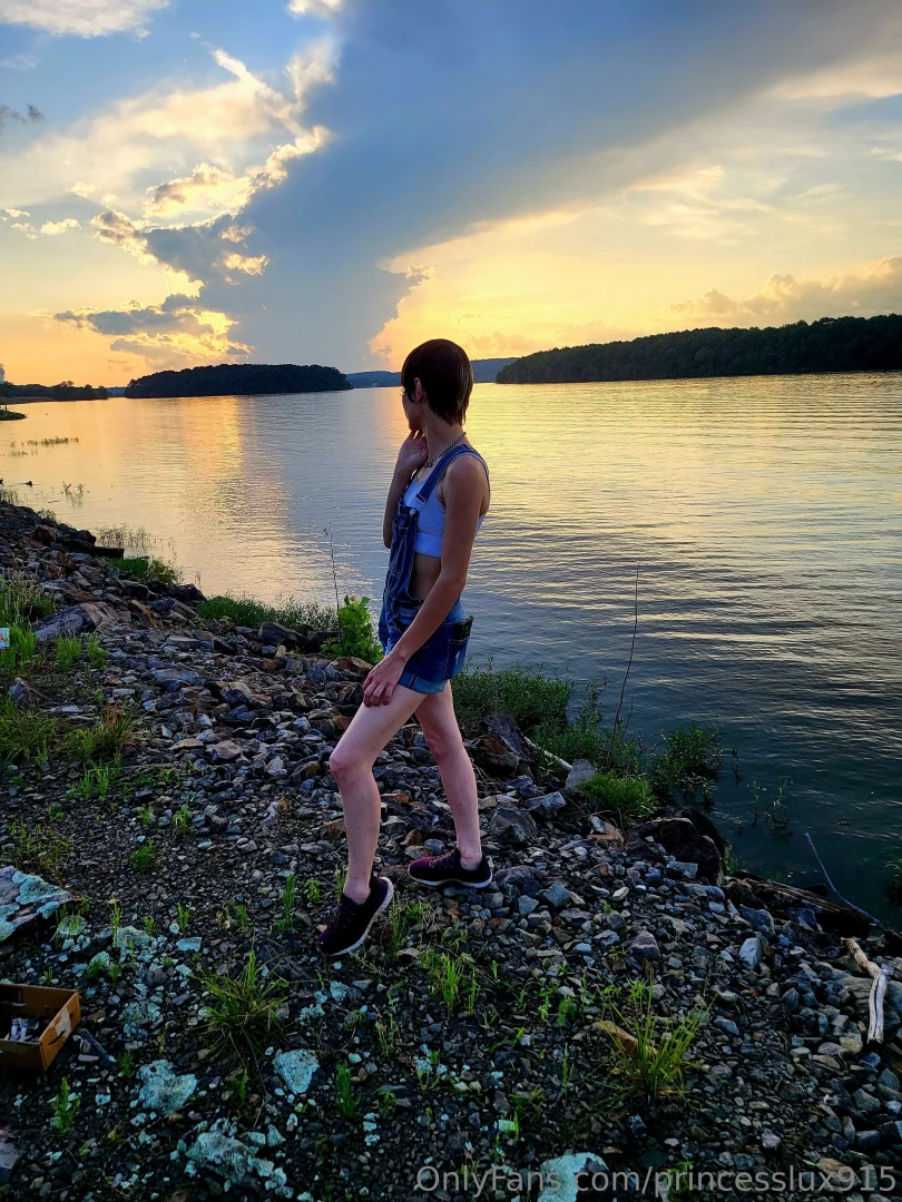 Went and spent some time on the waters edge near sunset today it was part 2 