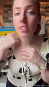 Being naughty as per usual at work fyp bigass work pale british milf