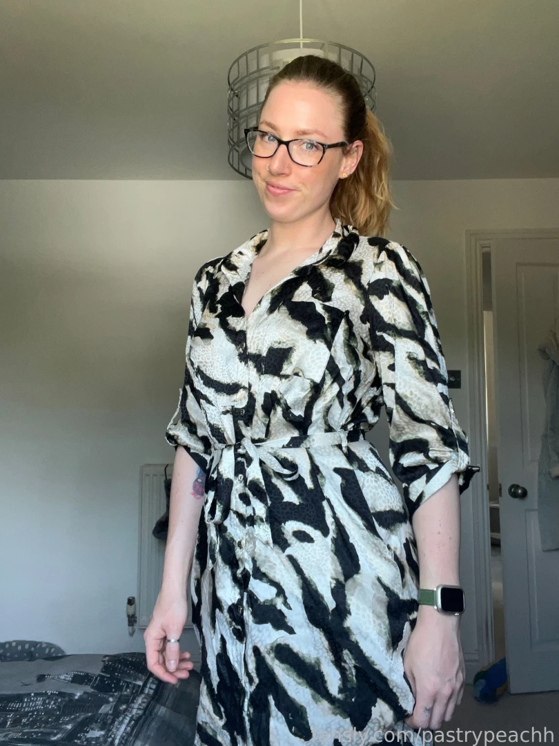 Let s see what s underneath today xoxo natural british fyp horny fyp part 1 