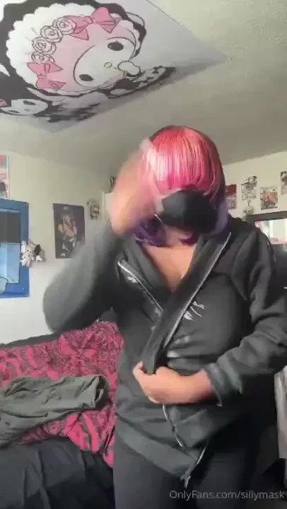 Nude tiktoks make a return haha 