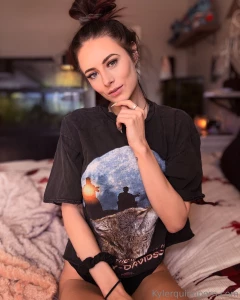 Come and chat as i continue working on my farm in stardew valley https