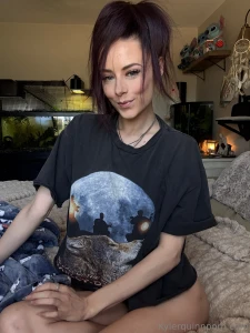 Trying graveyard keeper for the first time click the link and say hi