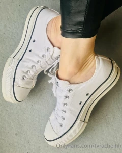 For all the sweatty converse chucks lovers out there part 4