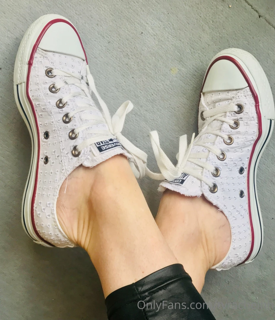 For all the sweatty converse chucks lovers out there part 8 