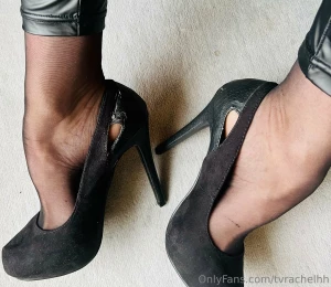 Happy mas days to you all still can t decide what to wear part 3